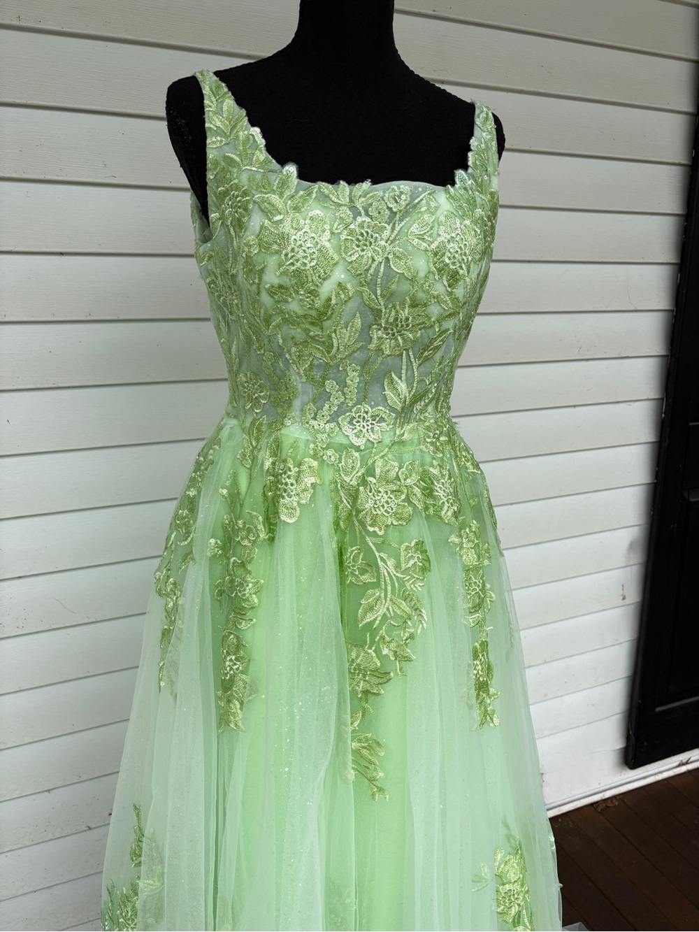 Elegant Light Green Floral Lace A-Line Dress